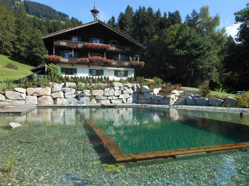Apartamento Haus Waldhof Brixen im Thale Exterior foto