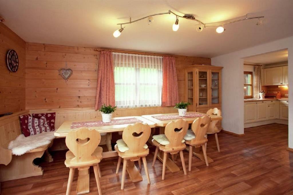 Apartamento Haus Waldhof Brixen im Thale Exterior foto